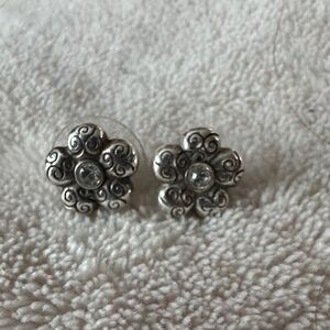 Elegant Silver post Floral Earrings silver